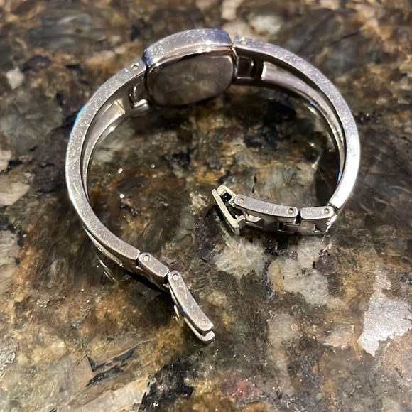 Ladies Fossil Watch - Picture 3 of 4